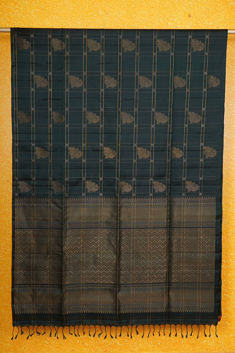 Bottle Green Pure Light Weight Kanchipuram Silk Saree