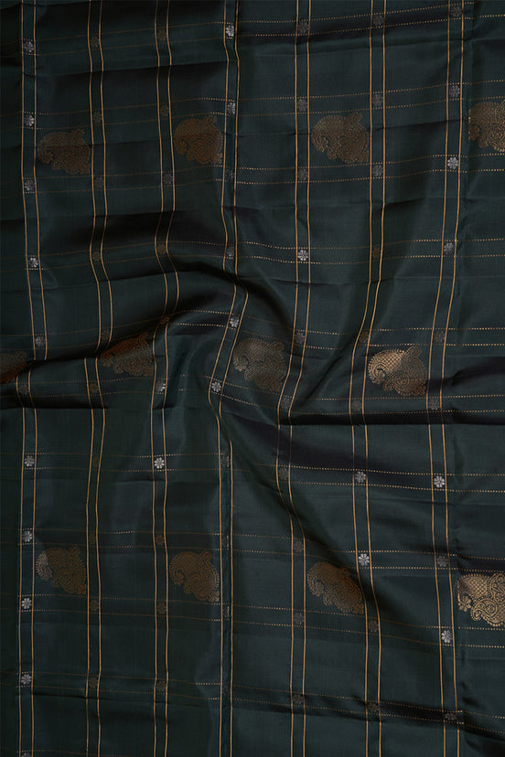 Bottle Green Pure Light Weight Kanchipuram Silk Saree